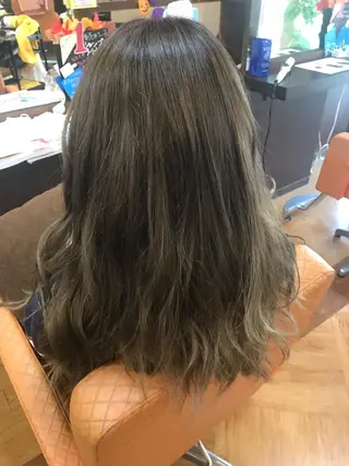 ロング カラー WEST✂︎AKI HIRO✂︎大和高田のヘアスタイル