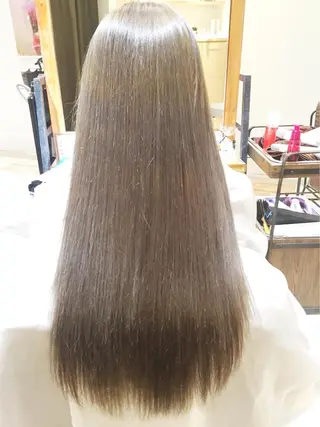 ロング カラー ハイトーン×髪質改善 KENTAのヘアスタイル
