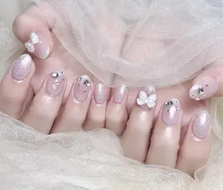 ネイル Queenie 🦋のネイルデザイン