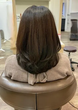 セミロング 町田 あみのヘアスタイル