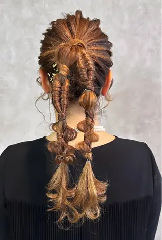 ロング ヘアアレンジ 吉野 華乃のヘアスタイル