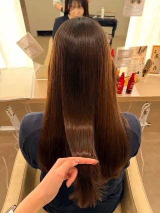 ロング ともか/美髪透明感 カラー/顔周りカットのヘアスタイル