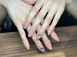 ネイル lucky nail 歌舞伎町のネイルデザイン