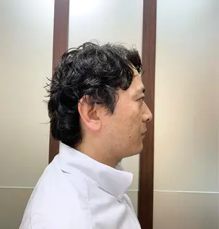 ミディアム パーマ メンズ 牧野 滉平のヘアスタイル