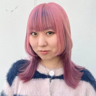 セミロング 派手髪デザインカラー ヒロカのヘアスタイル