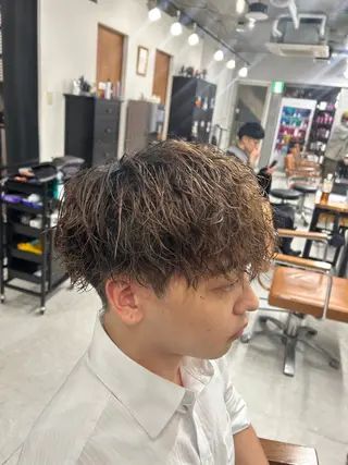 パーマ メンズ カズキ🌼曲がる 縮毛矯正のヘアスタイル