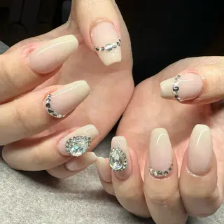 ネイル elu船橋 SAKURAのネイルデザイン