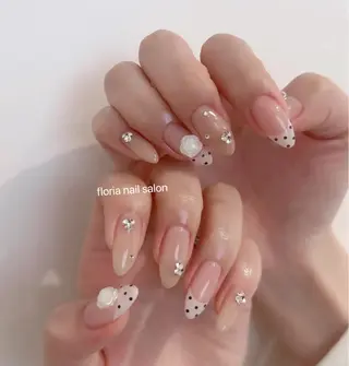 ネイル Floria ユイのネイルデザイン