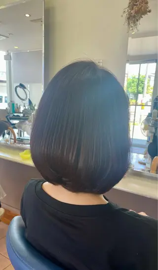 ミディアム attrice杉山 綾乃のヘアスタイル