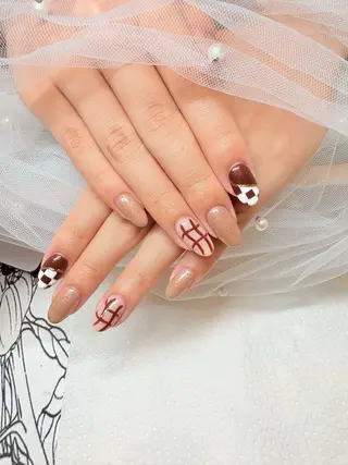 ネイル yiyi ネイルサロンのネイルデザイン