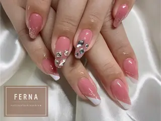 ネイル FERNA フェルナのマツエク・マツパデザイン