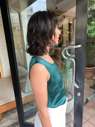 ミディアム パーマ くせっ毛カット タツヤのヘアスタイル