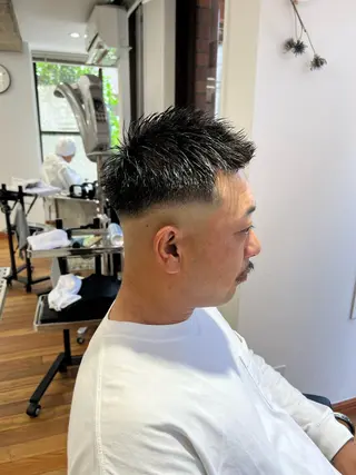ショート メンズ メンズカット✂️ スキンフェード伊藤陸のヘアスタイル
