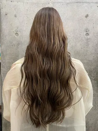 ロング 🧸髪質改善/ 艶カラー/成田ありさのヘアスタイル