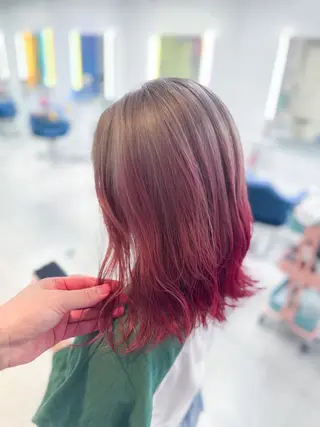 ミディアム カラー BOX mico.のヘアスタイル