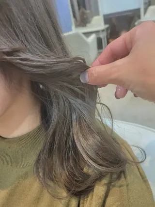 セミロング bouquet 野口晴菜のヘアスタイル