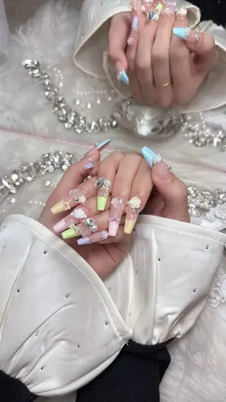 ネイル MADIA EMIのネイルデザイン