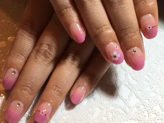 ネイル 古川 里美のネイルデザイン