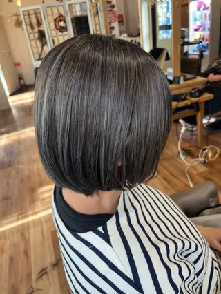 ショート 顔周りカット🍑 Zina難波 Akiのヘアスタイル