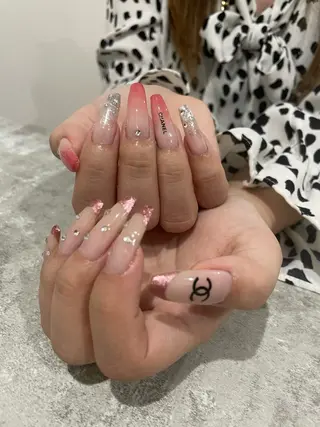ネイル Raviliss ♡のネイルデザイン