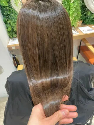 ロング 💙mai🫧 縮毛矯正・ハイライトのヘアスタイル