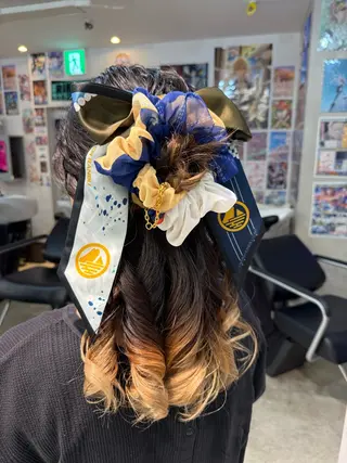セミロング カラー インナーカラー 推し ブリーチ 髪質改善のヘアスタイル