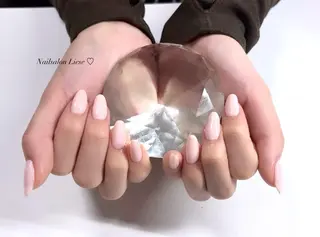 ネイル 𝐋𝐢𝐞𝐬𝐞 𝐘𝐔𝐈のネイルデザイン