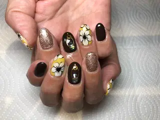 ネイル Li'leaNail AINAのネイルデザイン