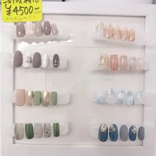 ネイル 板倉 店長のネイルデザイン