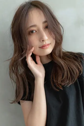 セミロング カラー 10月限定モニター 髪質改善美髪矯正のヘアスタイル