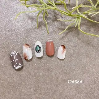 ネイル 🌞💜 KAORI 🌴のネイルデザイン