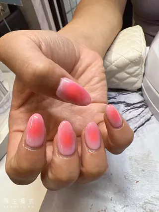 ネイル ガレンドウ 白澤 愛子のネイルデザイン