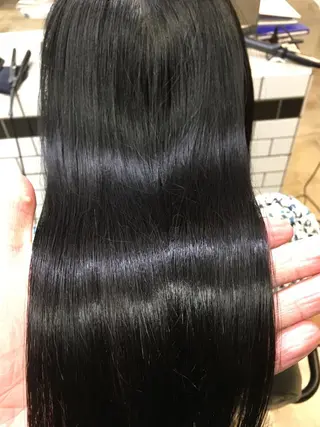 セミロング カラー メンズ眉毛ITSUK Iメンズ専門　新宿の眉毛・アイブロウイメージ