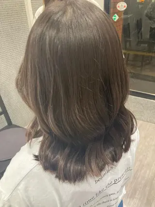 ミディアム ミルクティー量産💙 💙ブリーチ特化💙のヘアスタイル