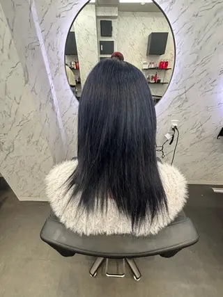 カラー ⋆✦ Leon カット¥1100のヘアスタイル