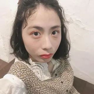 ミディアム パーマ mayu🤍 透明感カラーのヘアスタイル