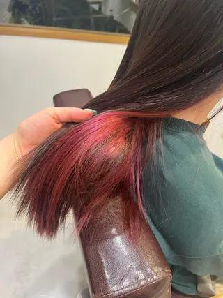 ロング 川口 絵理のヘアスタイル