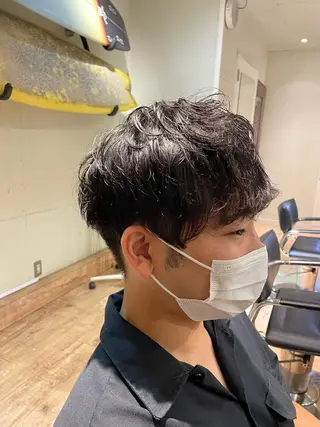 ミディアム 竹内 宏法のヘアスタイル
