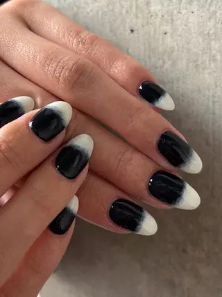 ネイル Manon Tomiのネイルデザイン