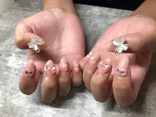 ネイル LUANA 里菜のネイルデザイン