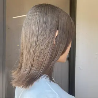 ミディアム 顔周りの垢抜けヘア 立山愛梨のヘアスタイル