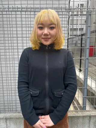 ミディアム カラー 大西 柚羽のヘアスタイル
