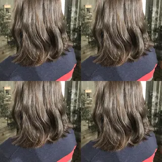 ミディアム カラー 小栗 麻衣のヘアスタイル