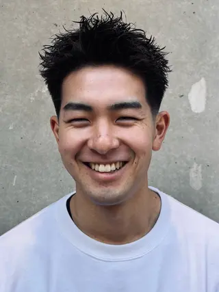 ショート パーマ メンズ 樋之本 仁のヘアスタイル