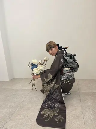 セミロング カラー ヘアアレンジ 梨子🐣艶カラー🌈 ダメージレス💖のヘアスタイル