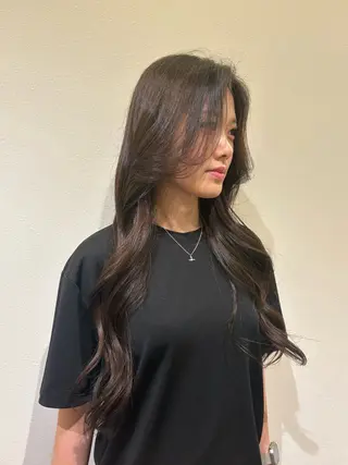 ロング 山口 來桃のヘアスタイル