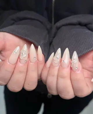 ネイル Lyna 池袋のネイルデザイン