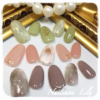 ネイル Lily*nail 🌻Mii🌻のネイルデザイン