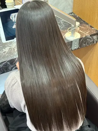 ロング ACTION心斎橋店 Lisaのヘアスタイル