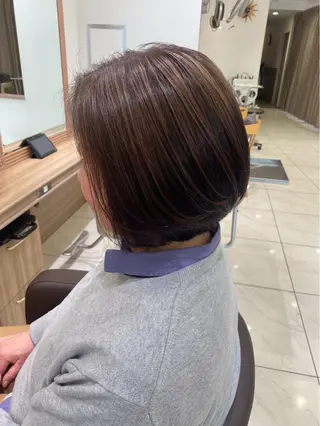 ミディアム 🌱脱白髪染め特化 🌱岡田将英のヘアスタイル